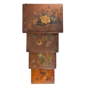 série de 4 tables gigognes Art Nouveau
